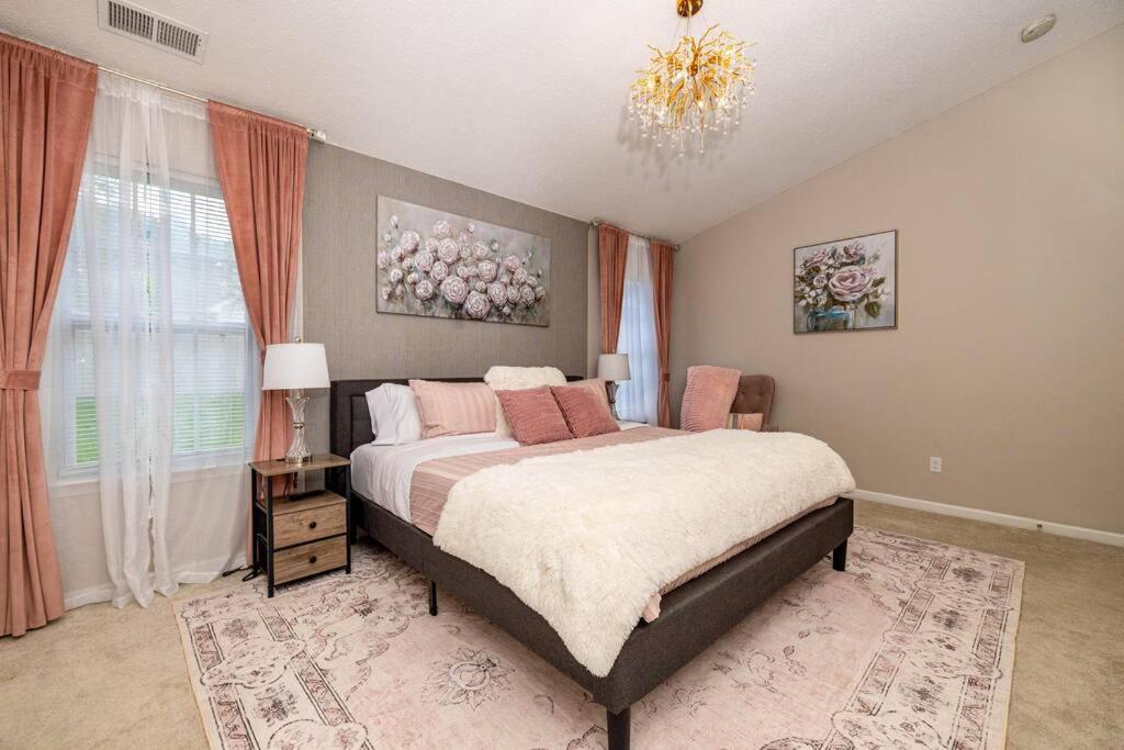 Queen City Family-Friendly Entire House, تشارلوت المظهر الخارجي الصورة